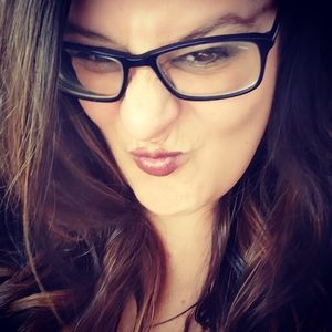 Meet your Posher, Whitney